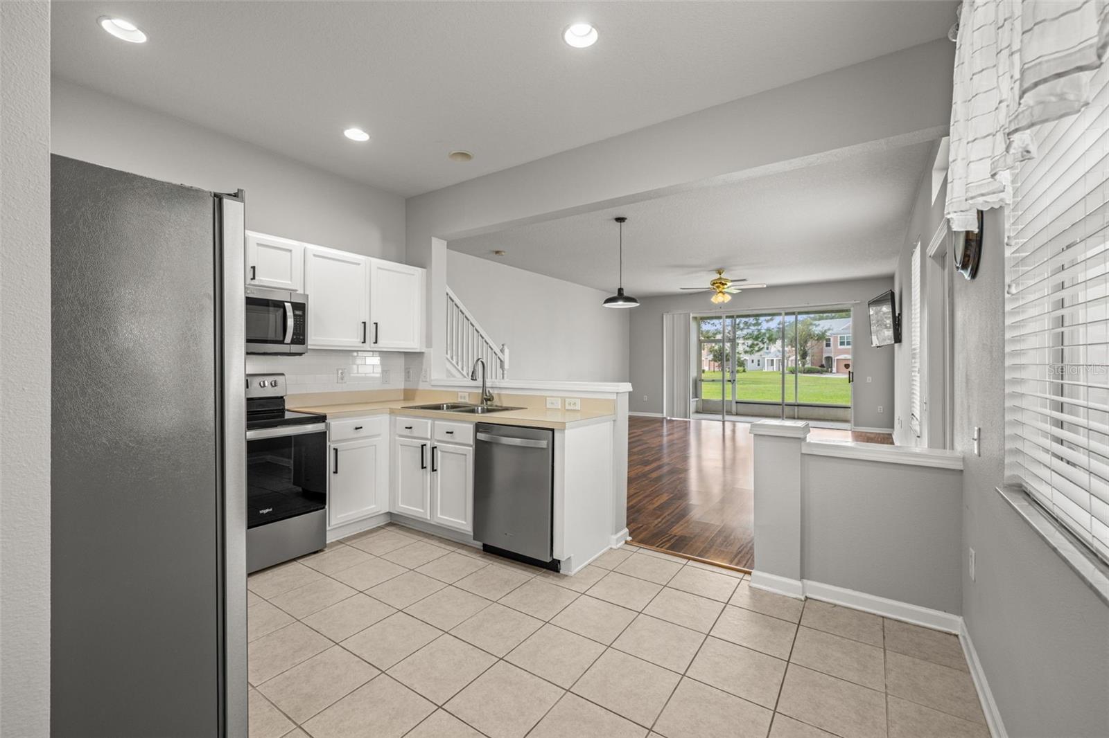 Image 12 of 39 For 26628 Castleview Way