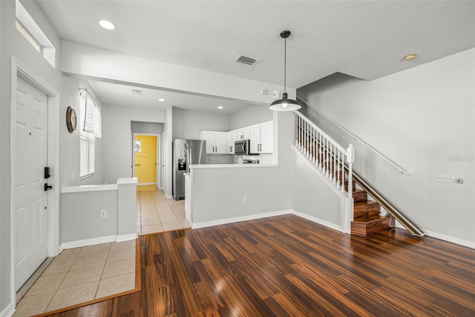 Image 5 of 39 For 26628 Castleview Way