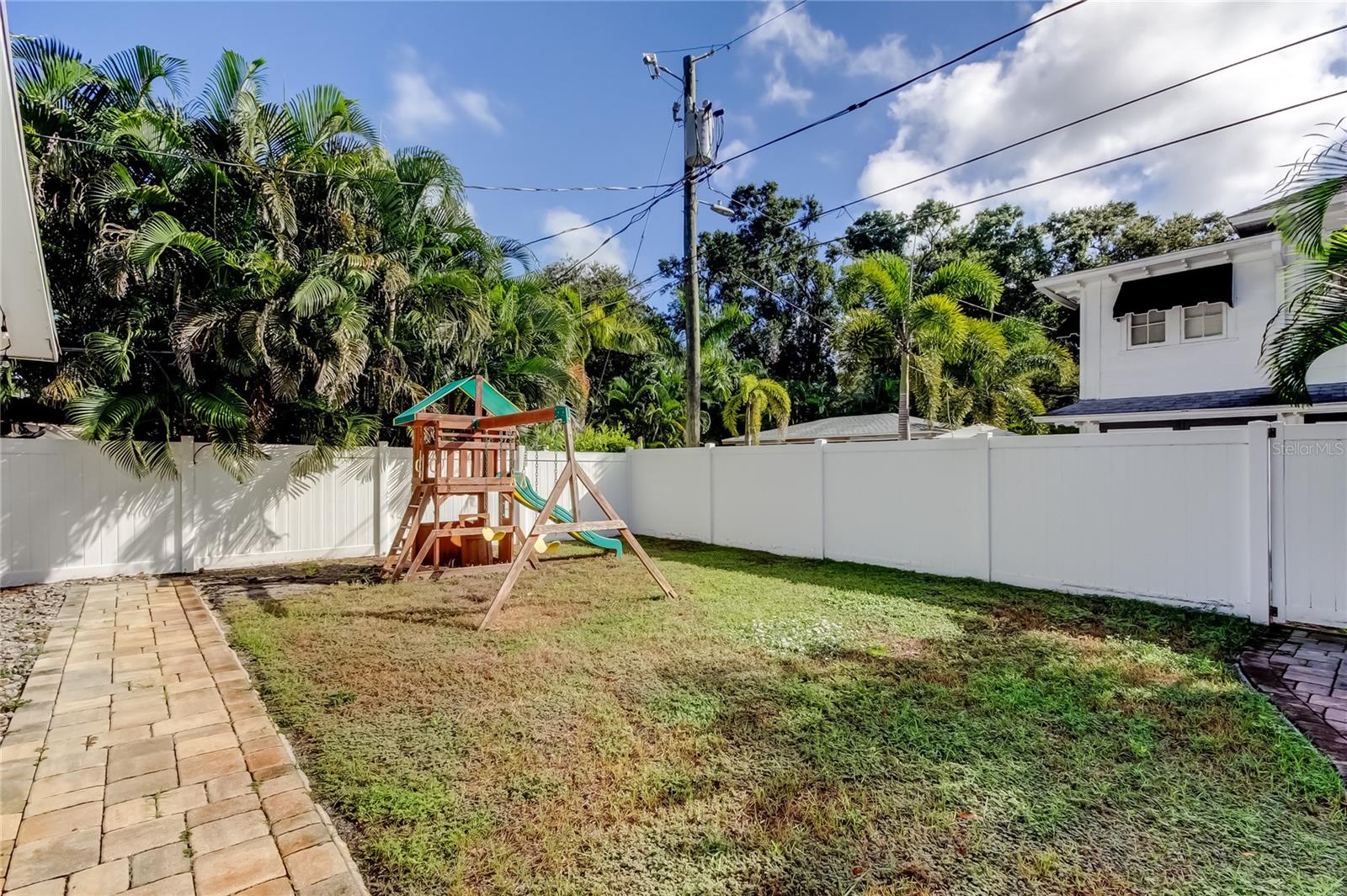 Image 63 of 65 For 227 Palm Lane N