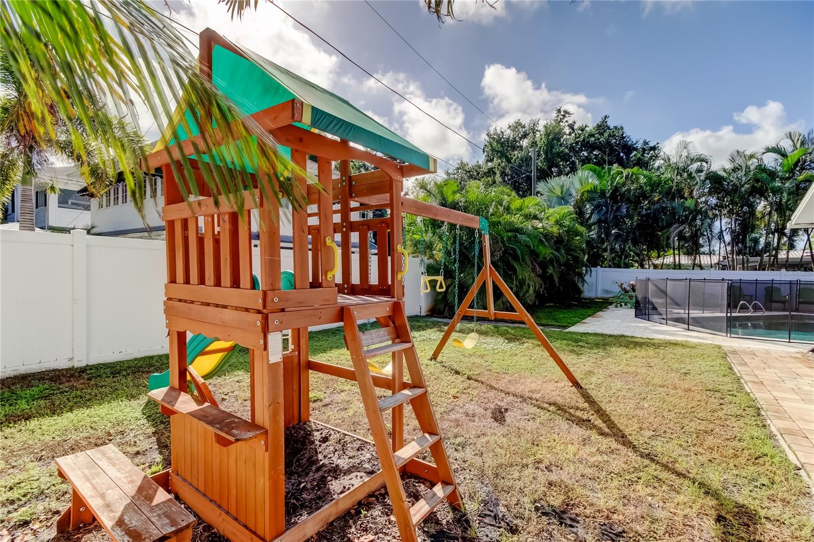 Image 64 of 65 For 227 Palm Lane N
