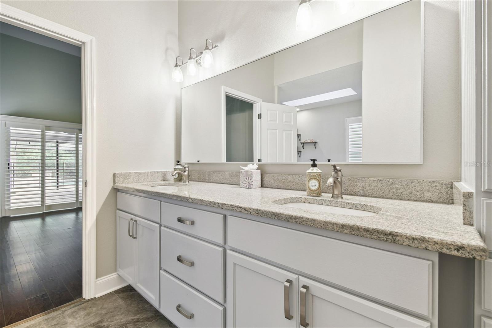 Image 20 of 58 For 16002 Armistead Lane