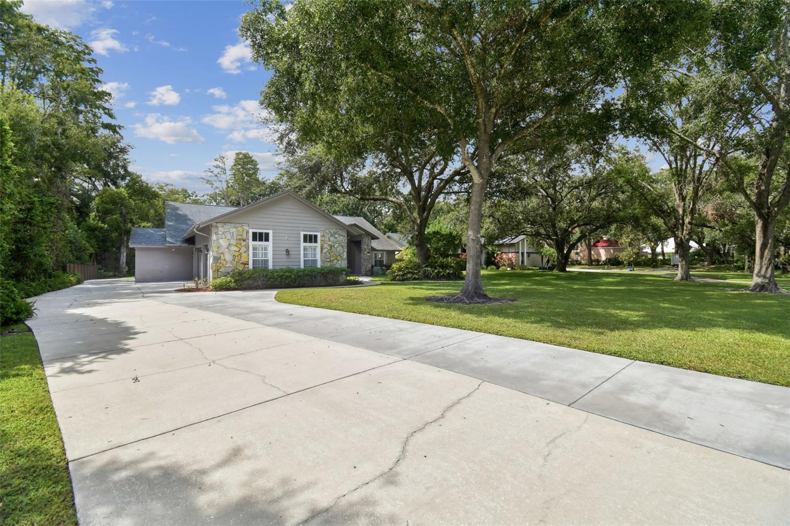 Image 47 of 58 For 16002 Armistead Lane
