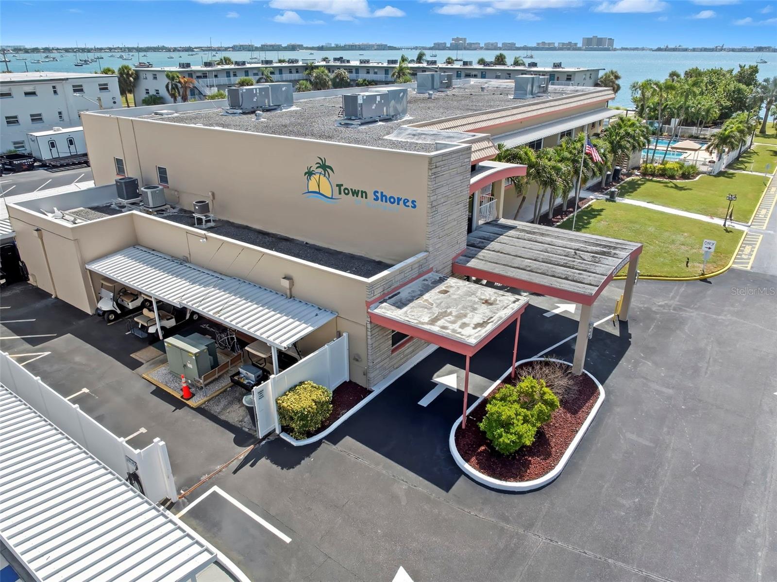 Image 32 of 45 For 3114 59th Street S 302