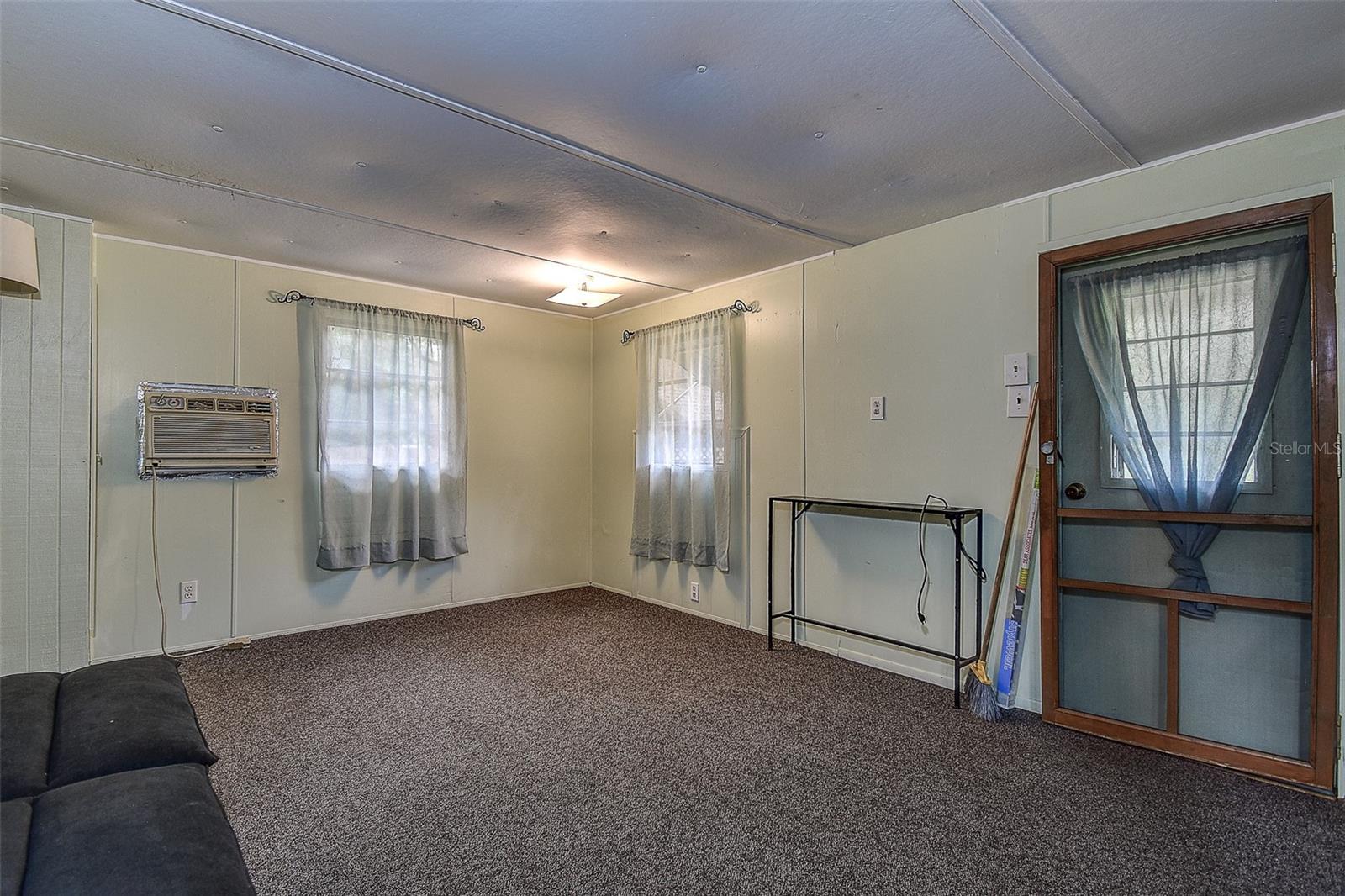 Image 43 of 51 For 11231 Tenoaks Drive