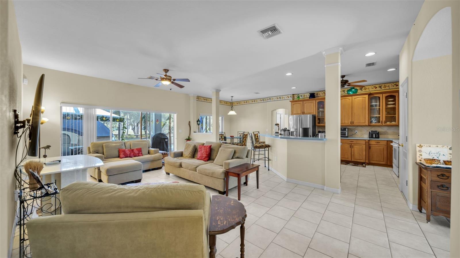 Image 10 of 40 For 16922 Toledo Blade Boulevard