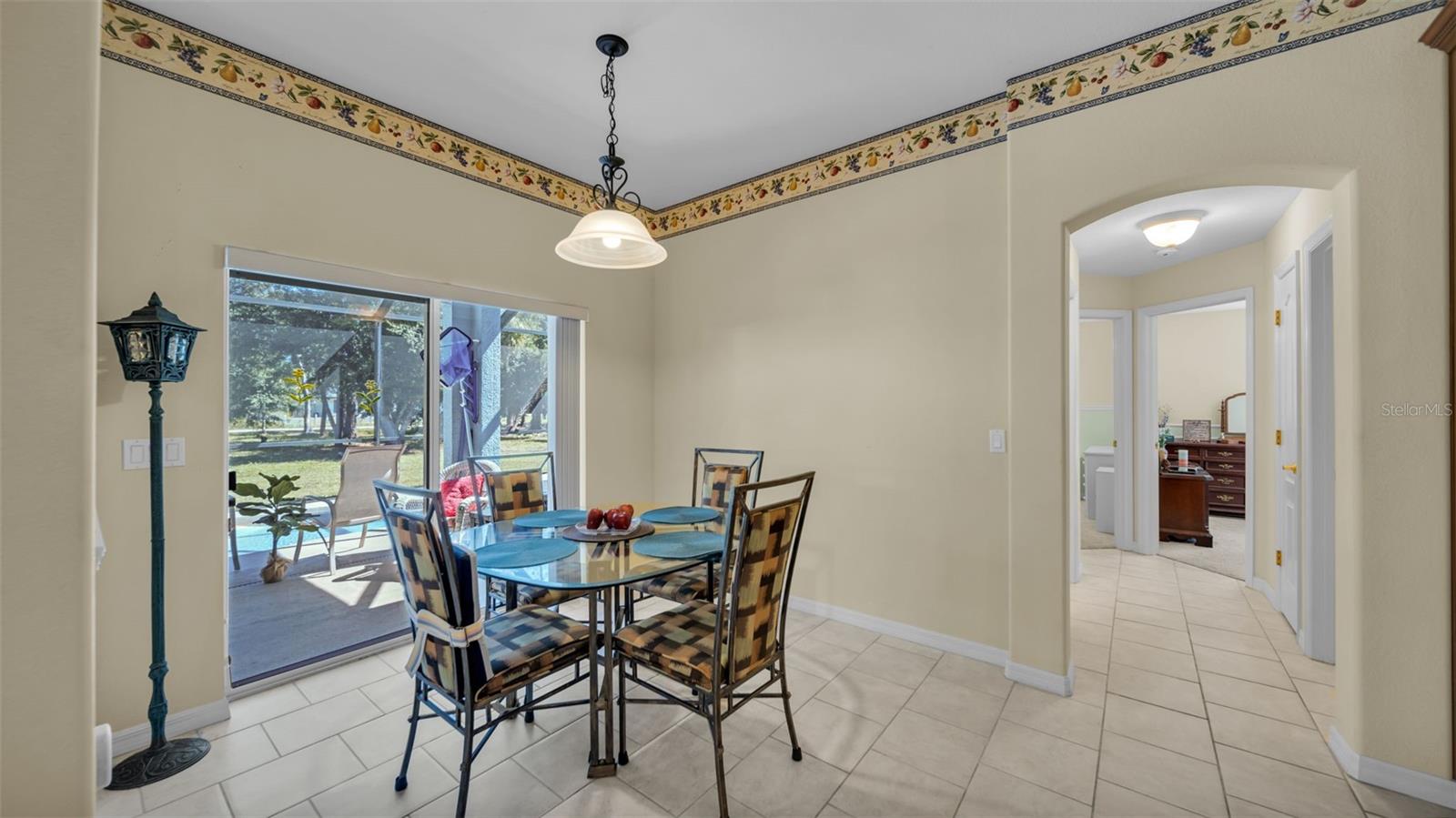 Image 17 of 40 For 16922 Toledo Blade Boulevard