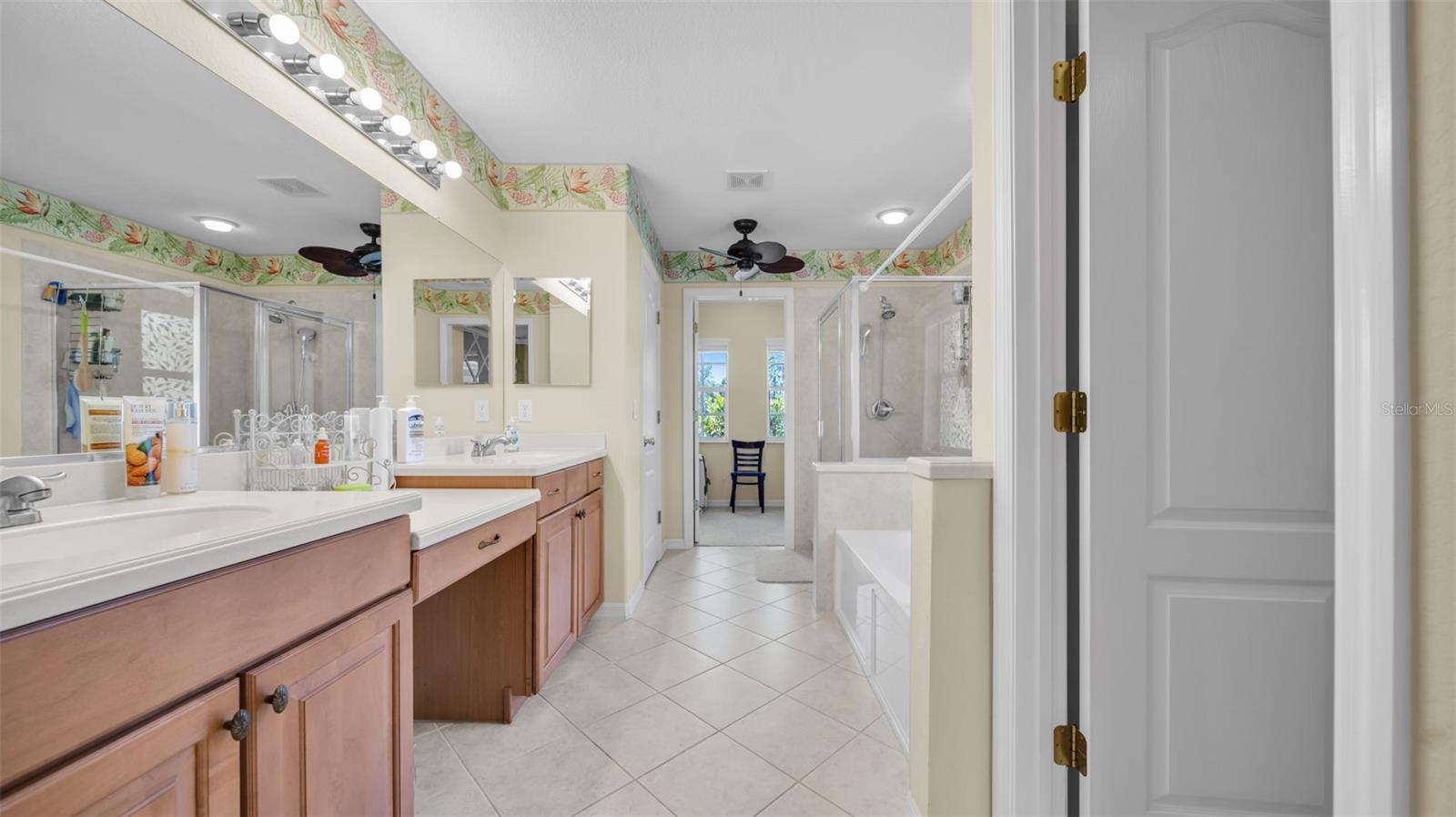 Image 18 of 40 For 16922 Toledo Blade Boulevard