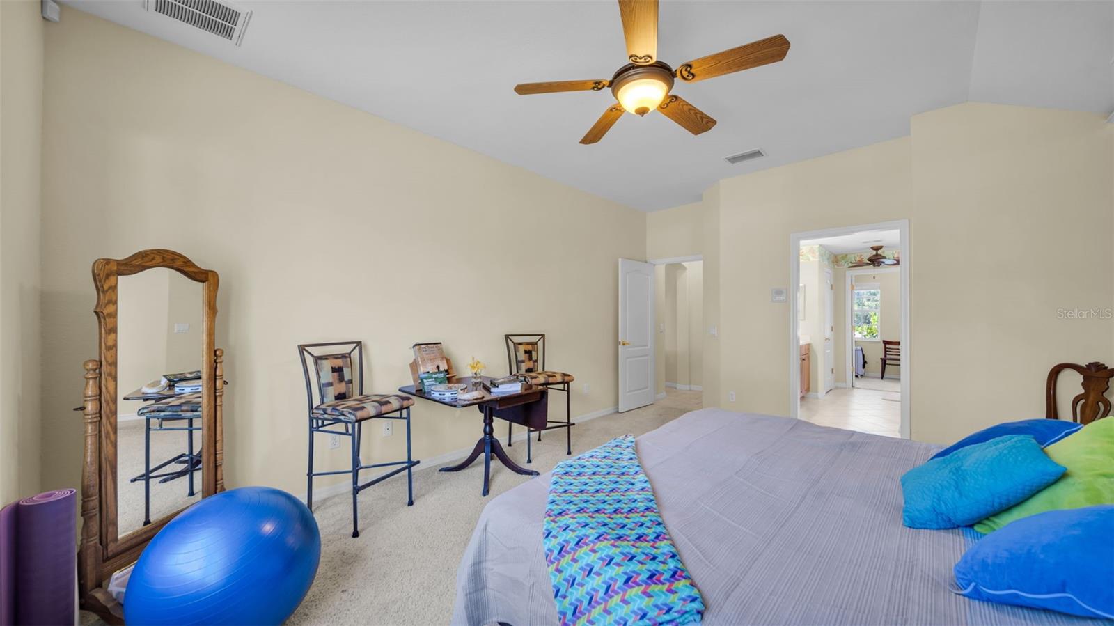 Image 30 of 40 For 16922 Toledo Blade Boulevard