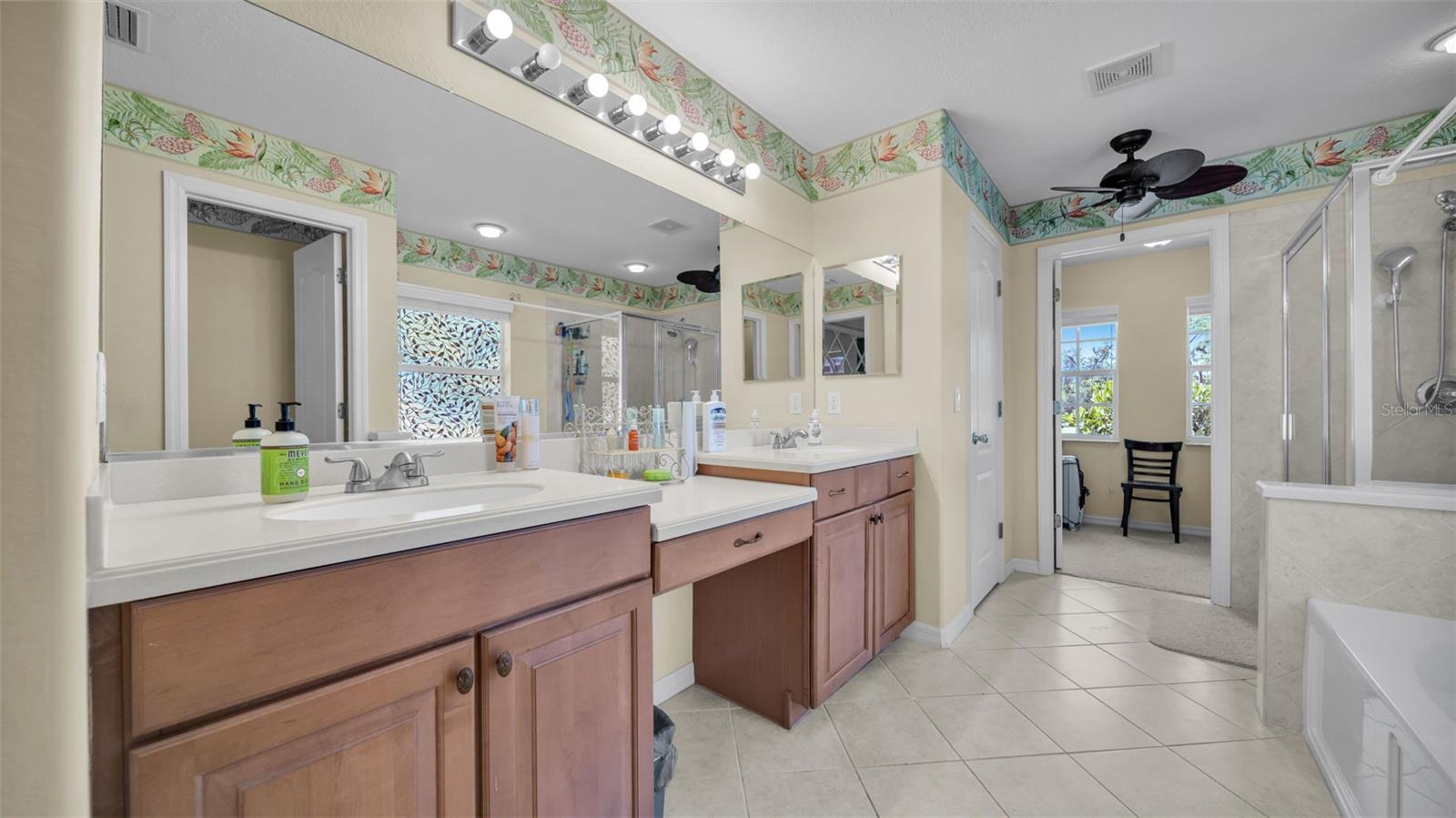 Image 32 of 40 For 16922 Toledo Blade Boulevard