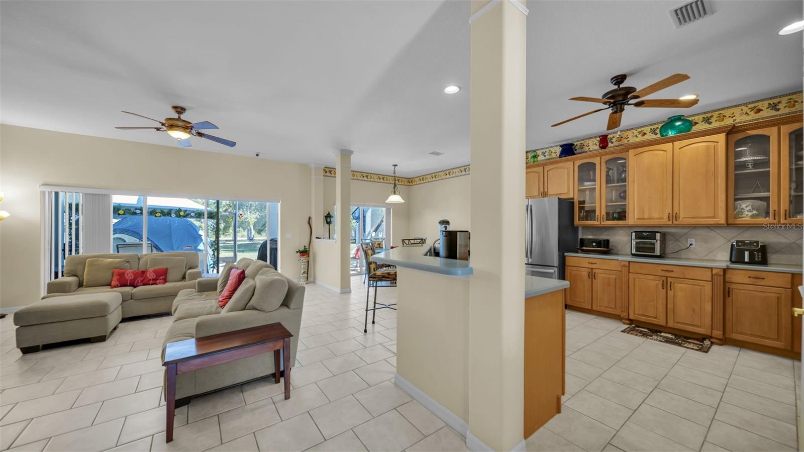 Image 9 of 40 For 16922 Toledo Blade Boulevard