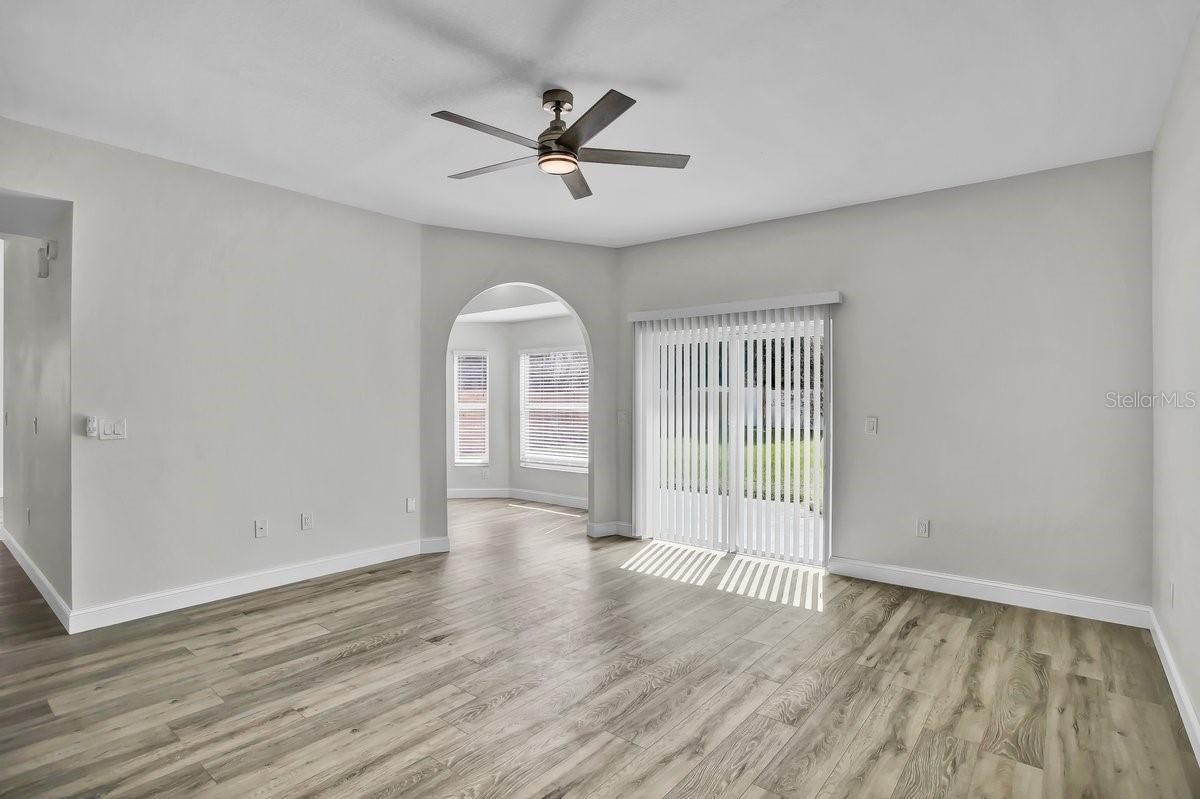 Image 15 of 37 For 27330 Coral Springs Drive