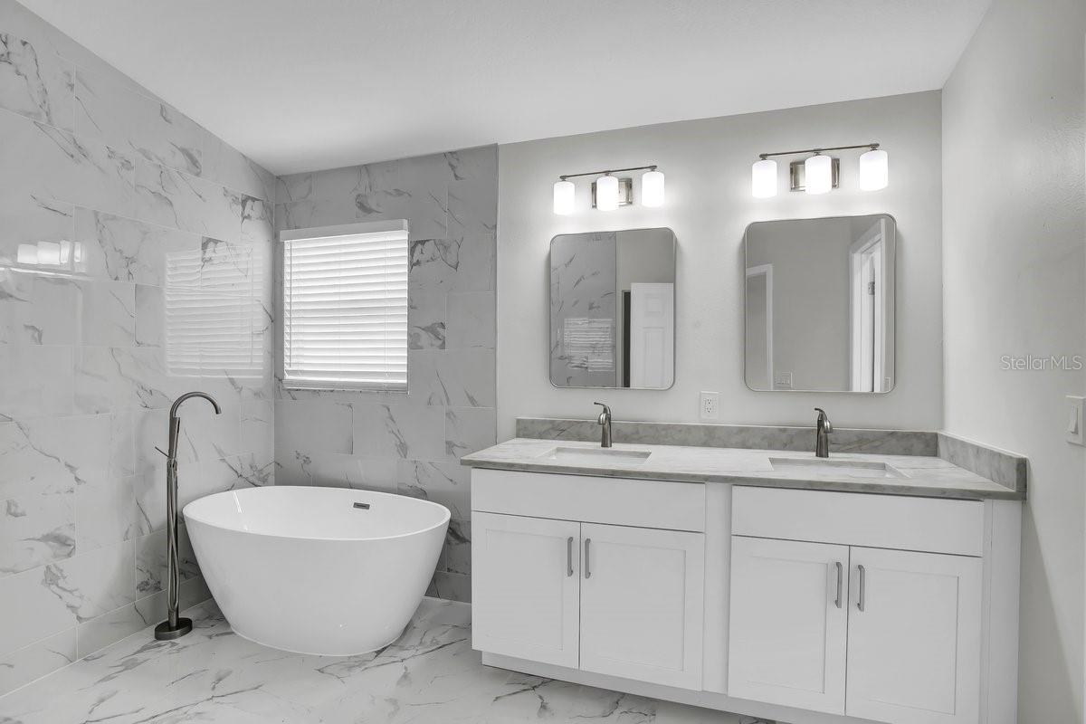 Image 26 of 37 For 27330 Coral Springs Drive