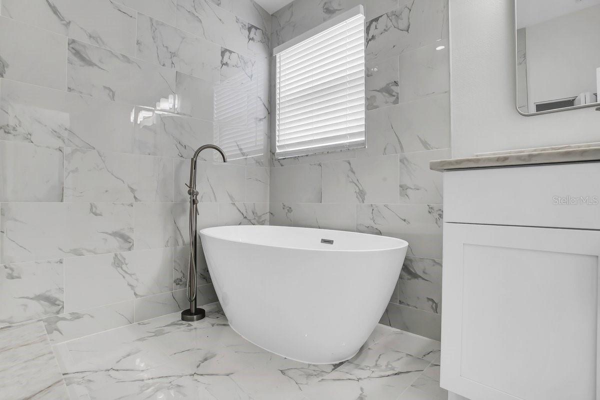 Image 28 of 37 For 27330 Coral Springs Drive