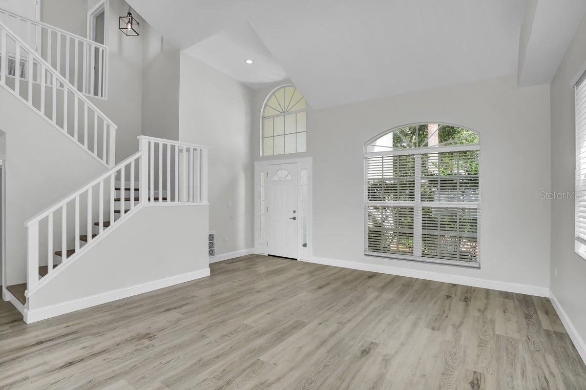 Image 8 of 37 For 27330 Coral Springs Drive