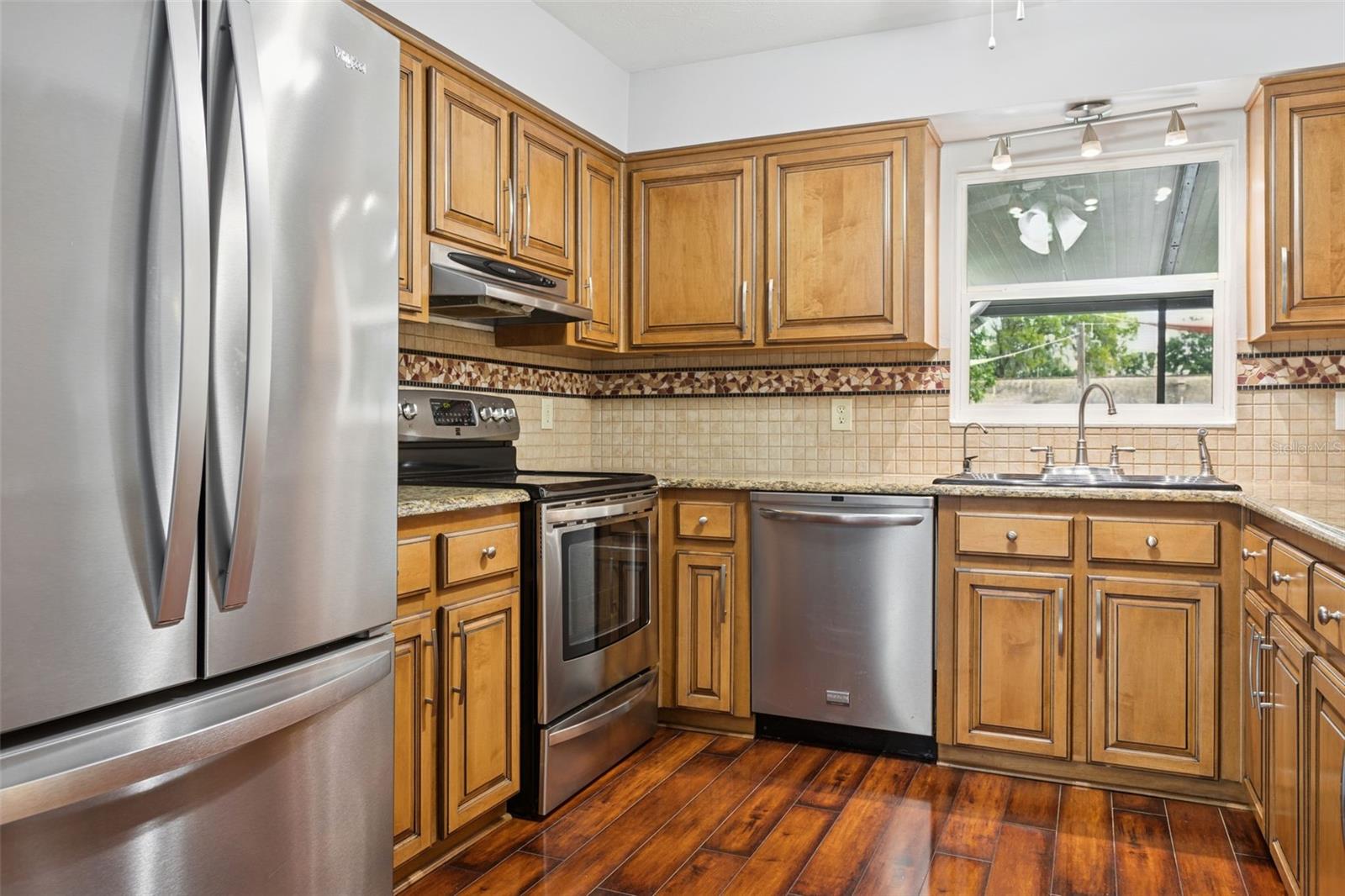 Image 3 of 25 For 3223 Lutz Lake Fern Road
