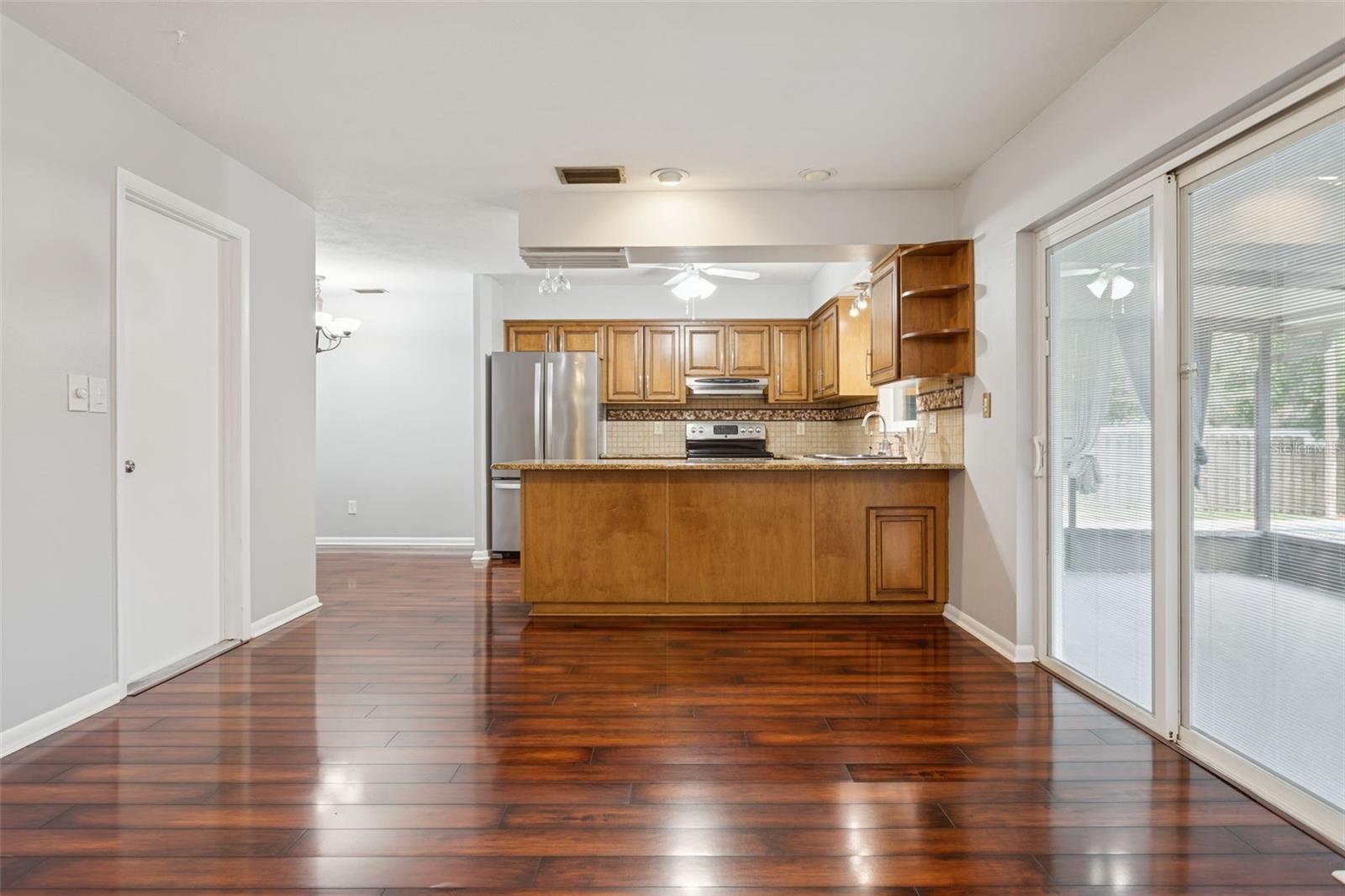 Image 5 of 25 For 3223 Lutz Lake Fern Road
