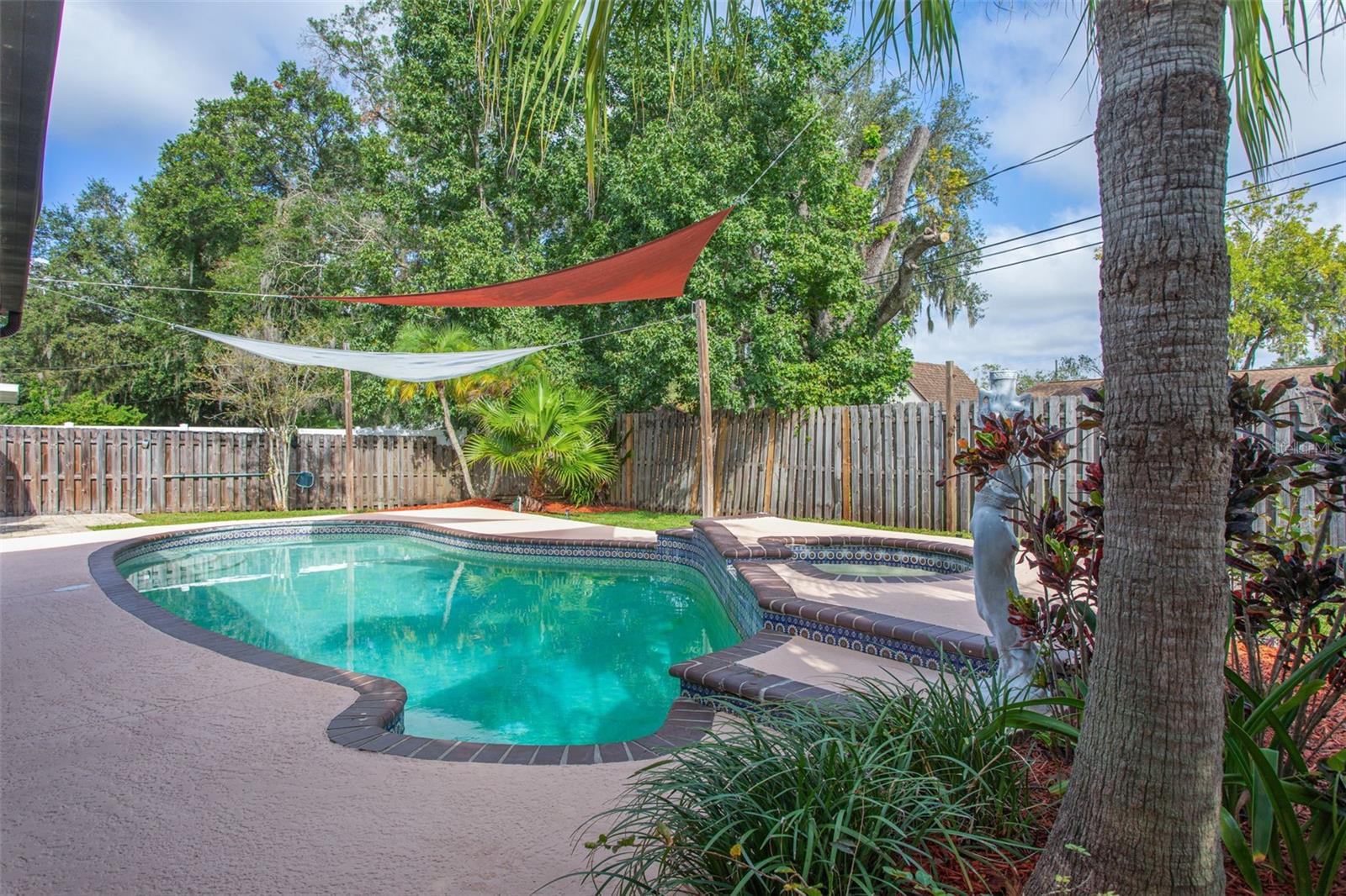 Image 8 of 25 For 3223 Lutz Lake Fern Road