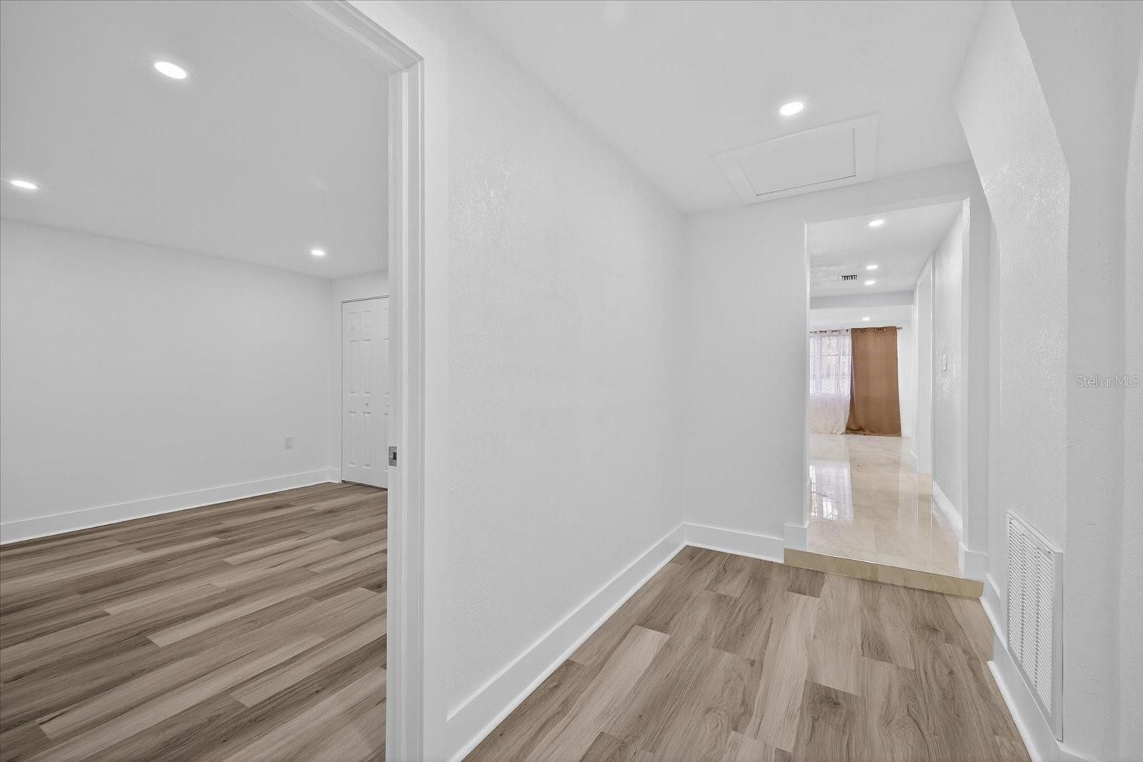 Image 30 of 47 For 7421 Ashwood Drive