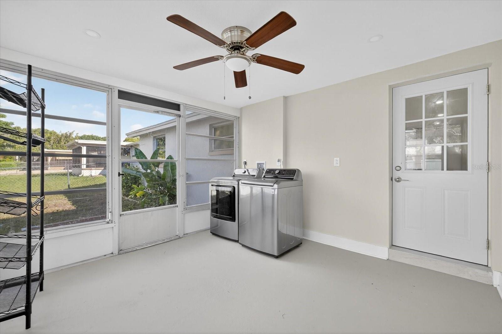 Image 37 of 47 For 7421 Ashwood Drive