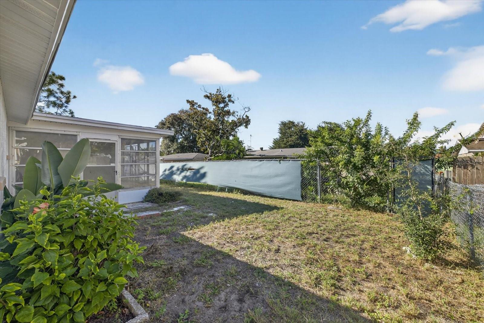 Image 41 of 47 For 7421 Ashwood Drive