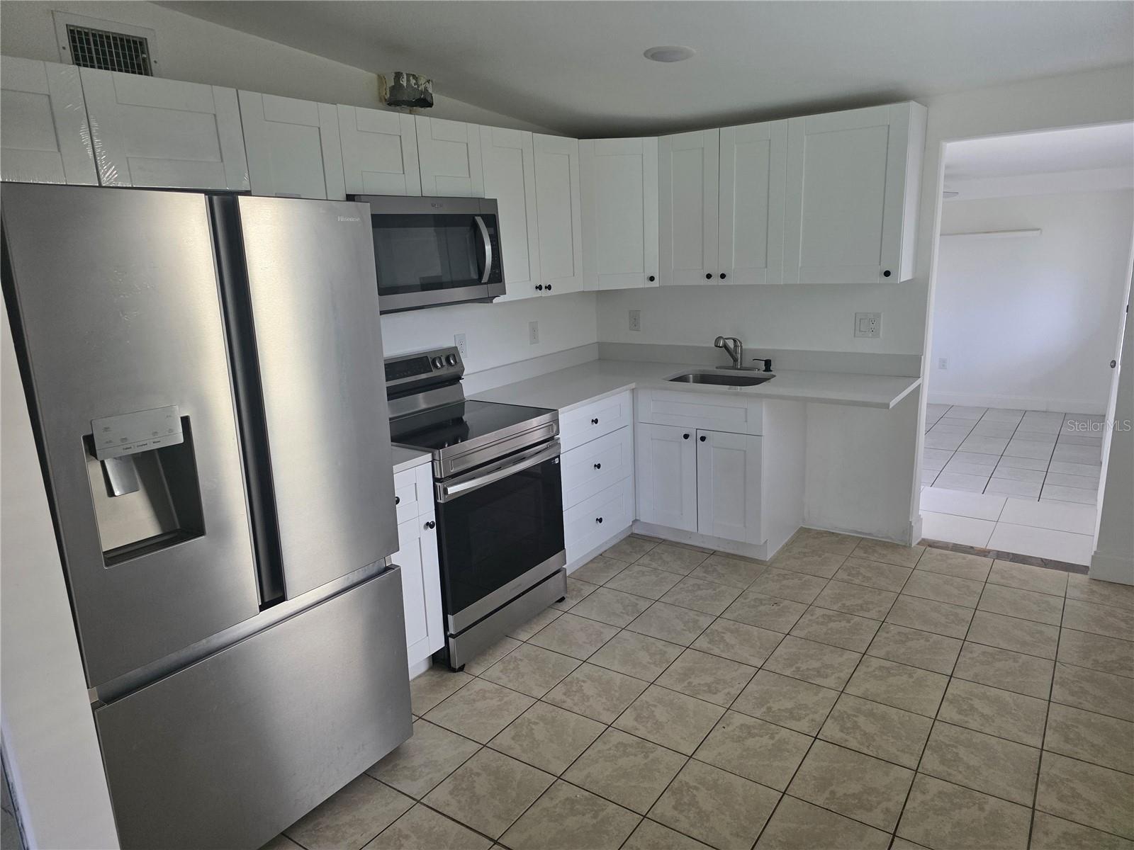 Image 4 of 8 For 9801 Parsons Street