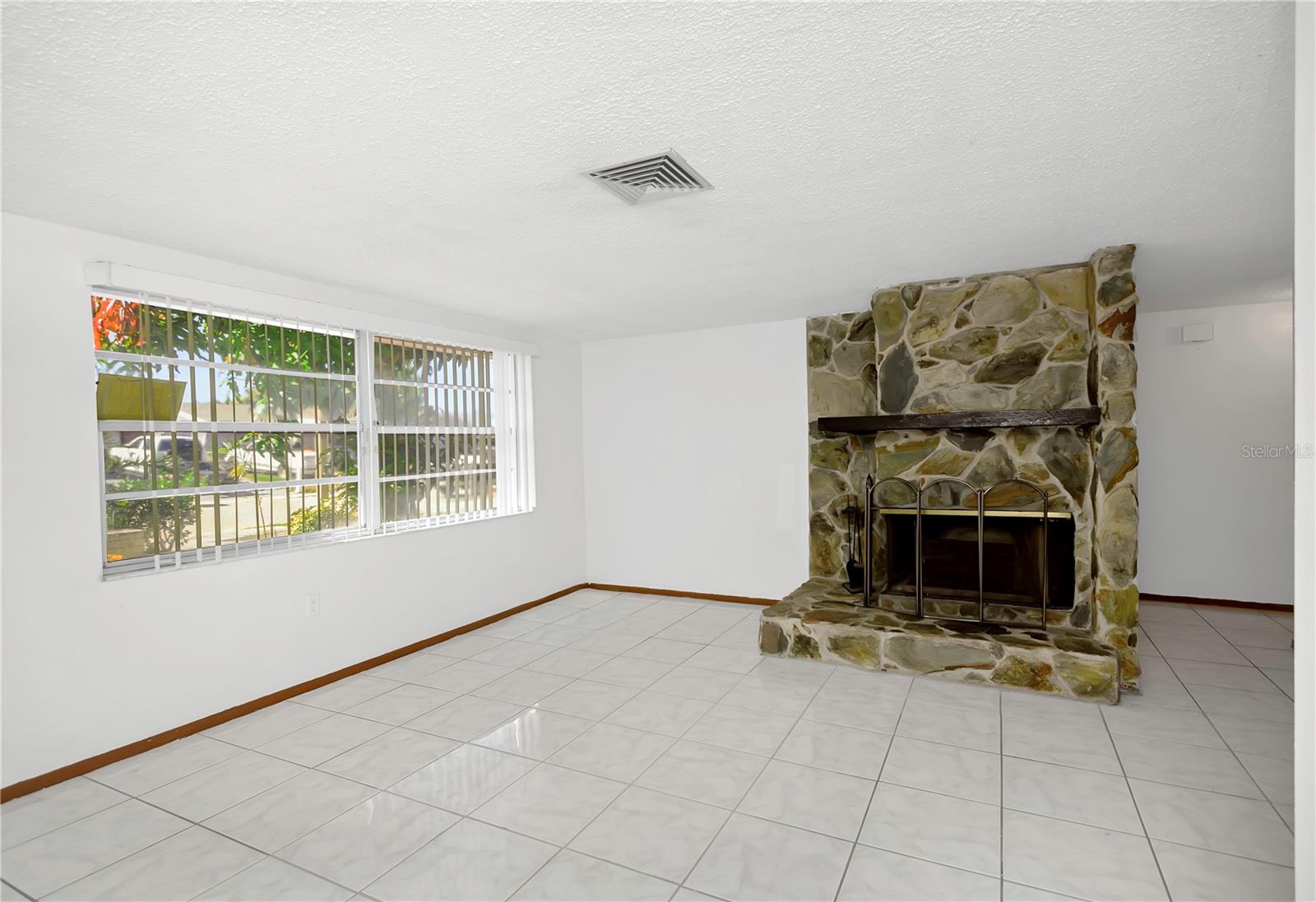 Image 7 of 49 For 8934 Sterling Lane