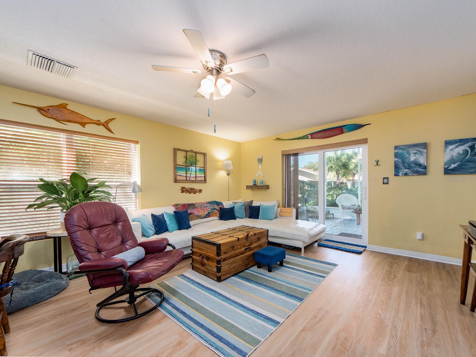 Image 15 of 35 For 3084 Marlo Boulevard