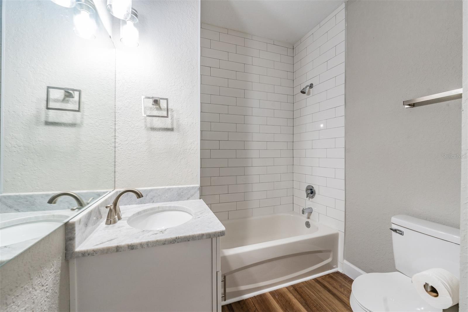 Image 13 of 27 For 701 Vermont Avenue