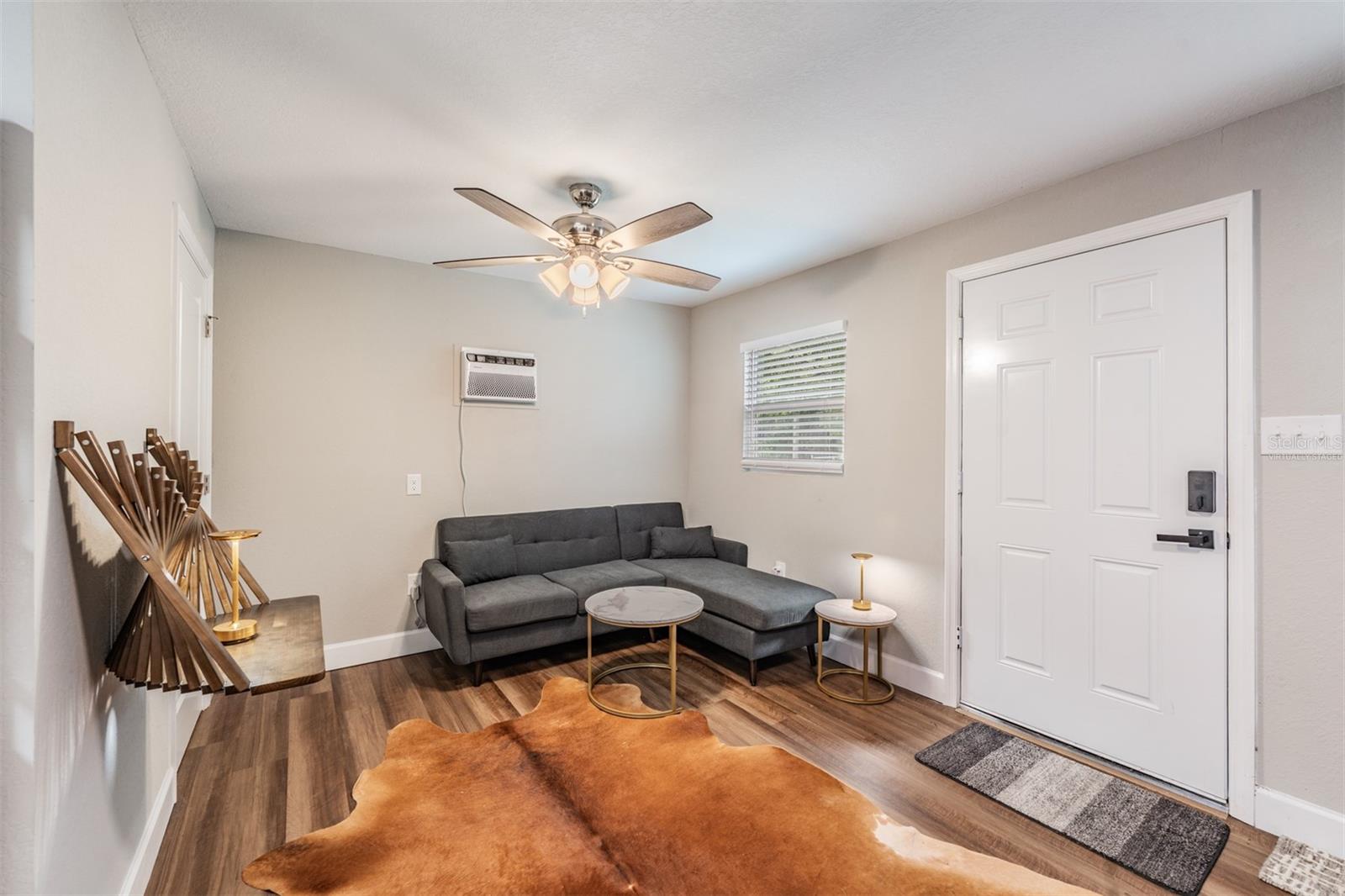 Image 20 of 27 For 701 Vermont Avenue