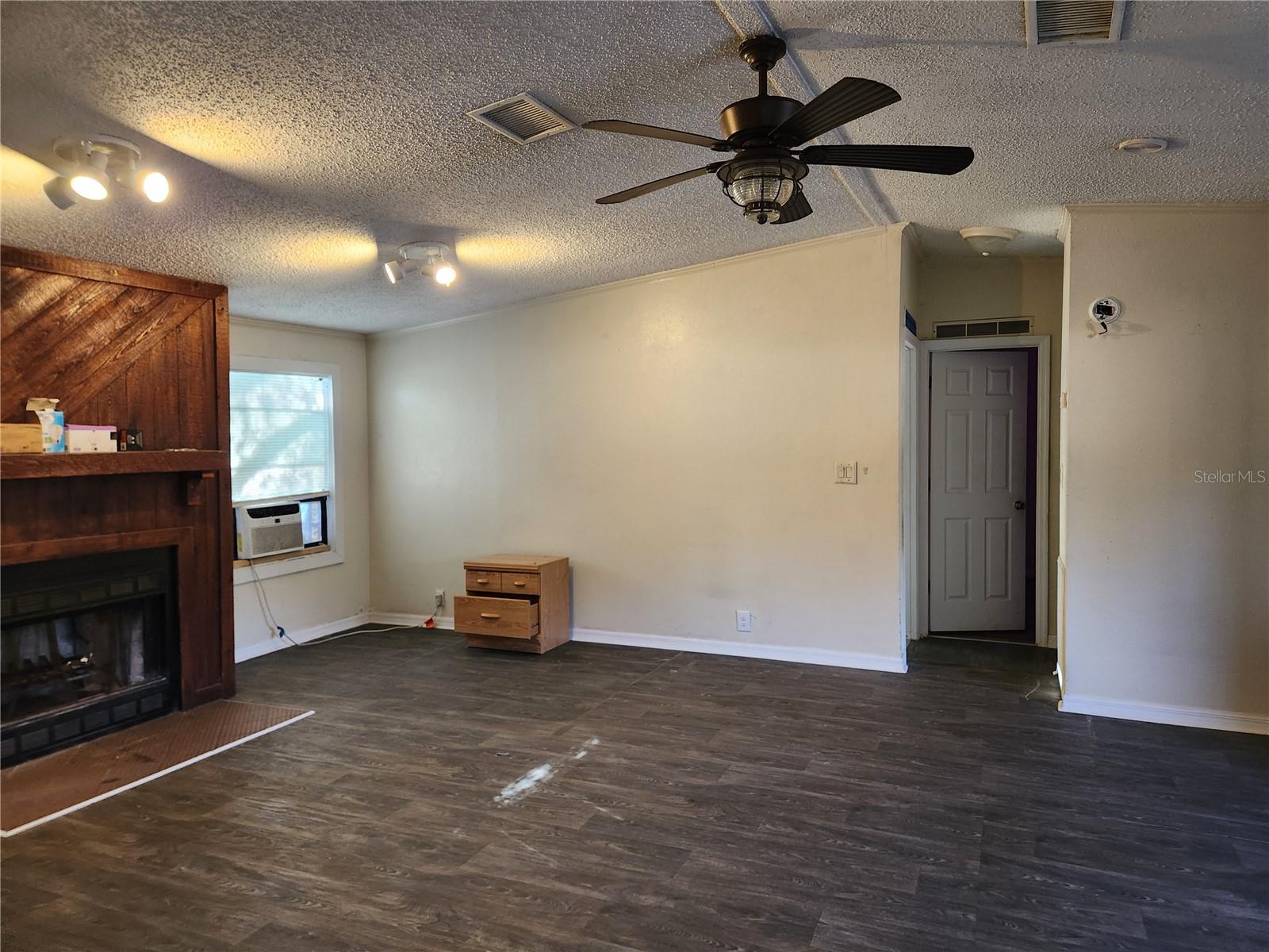 Image 14 of 20 For 2608 20 Mile Level Road