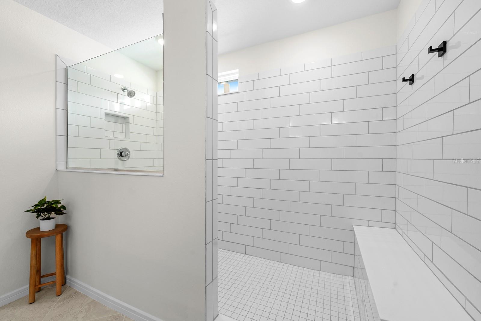 Image 26 of 38 For 20402 Monza Loop