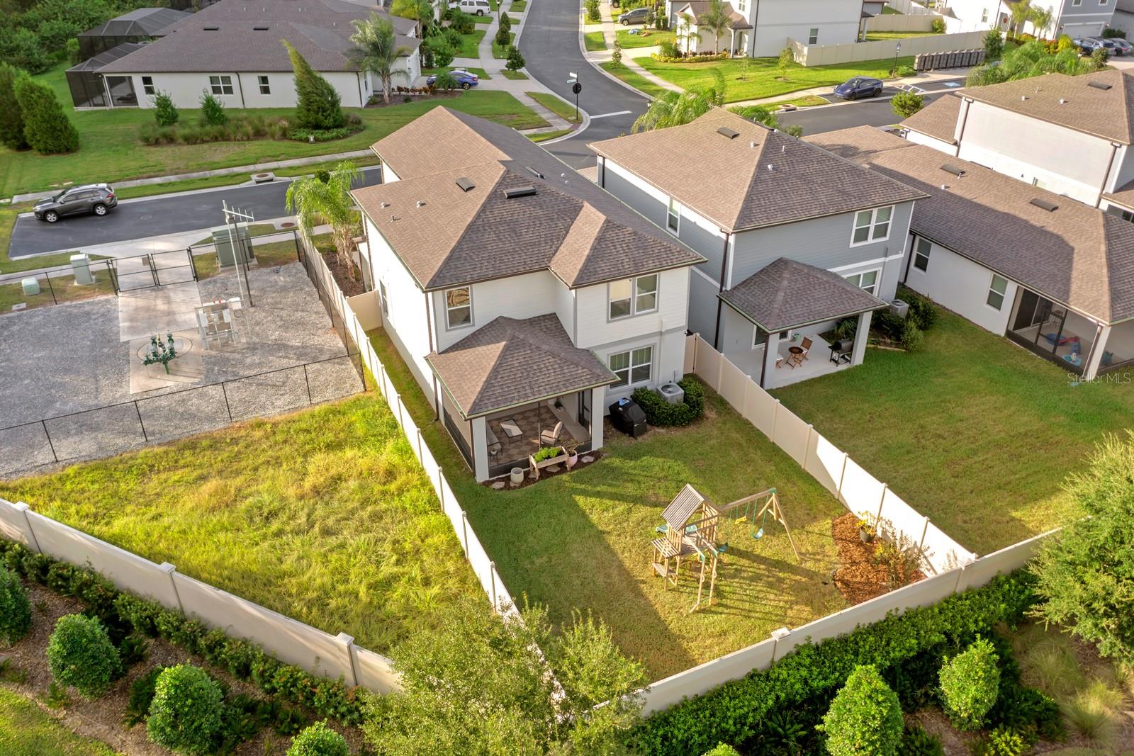 Image 32 of 38 For 20402 Monza Loop