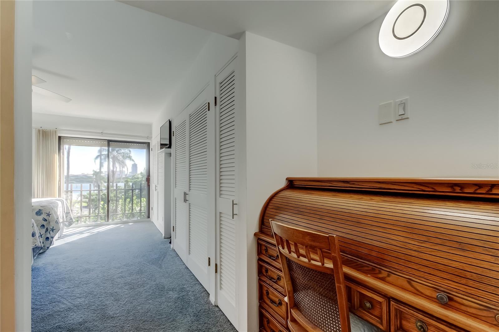 Image 34 of 80 For 865 Gulfview Boulevard 312