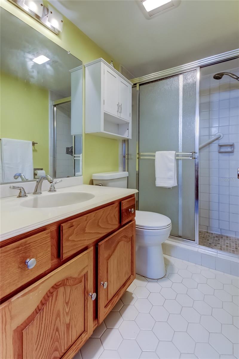 Image 36 of 80 For 865 Gulfview Boulevard 312