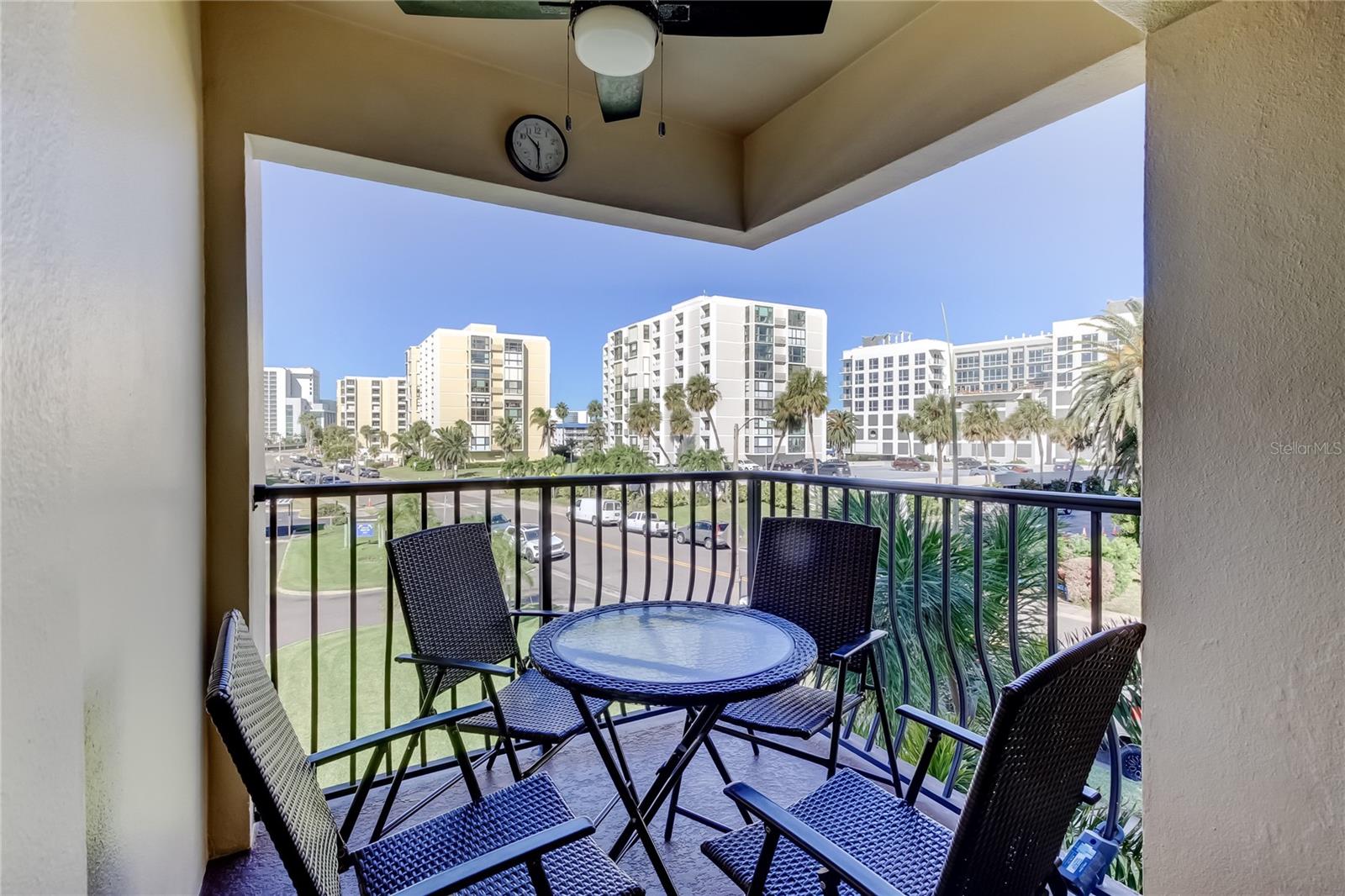 Image 42 of 80 For 865 Gulfview Boulevard 312