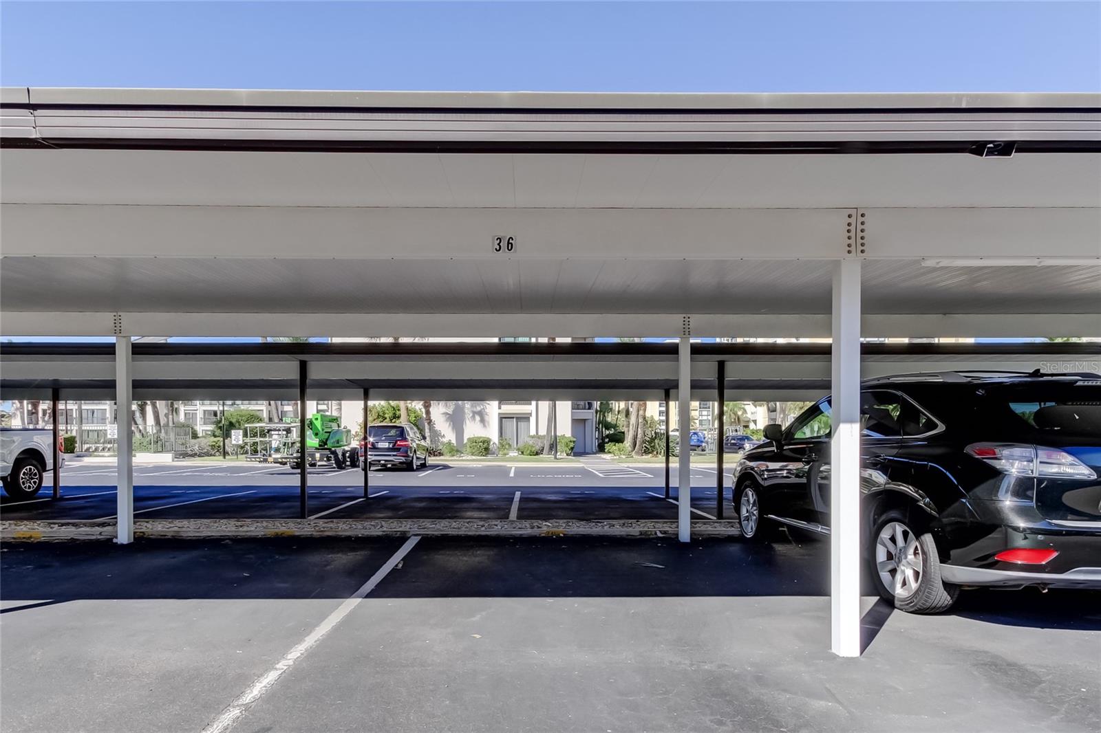 Image 44 of 80 For 865 Gulfview Boulevard 312