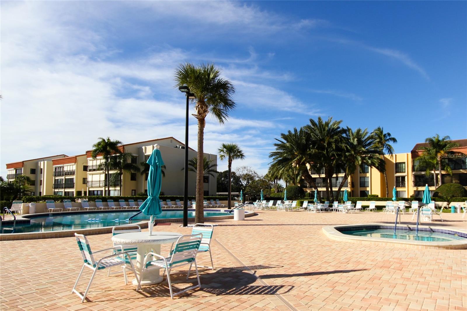 Image 54 of 80 For 865 Gulfview Boulevard 312