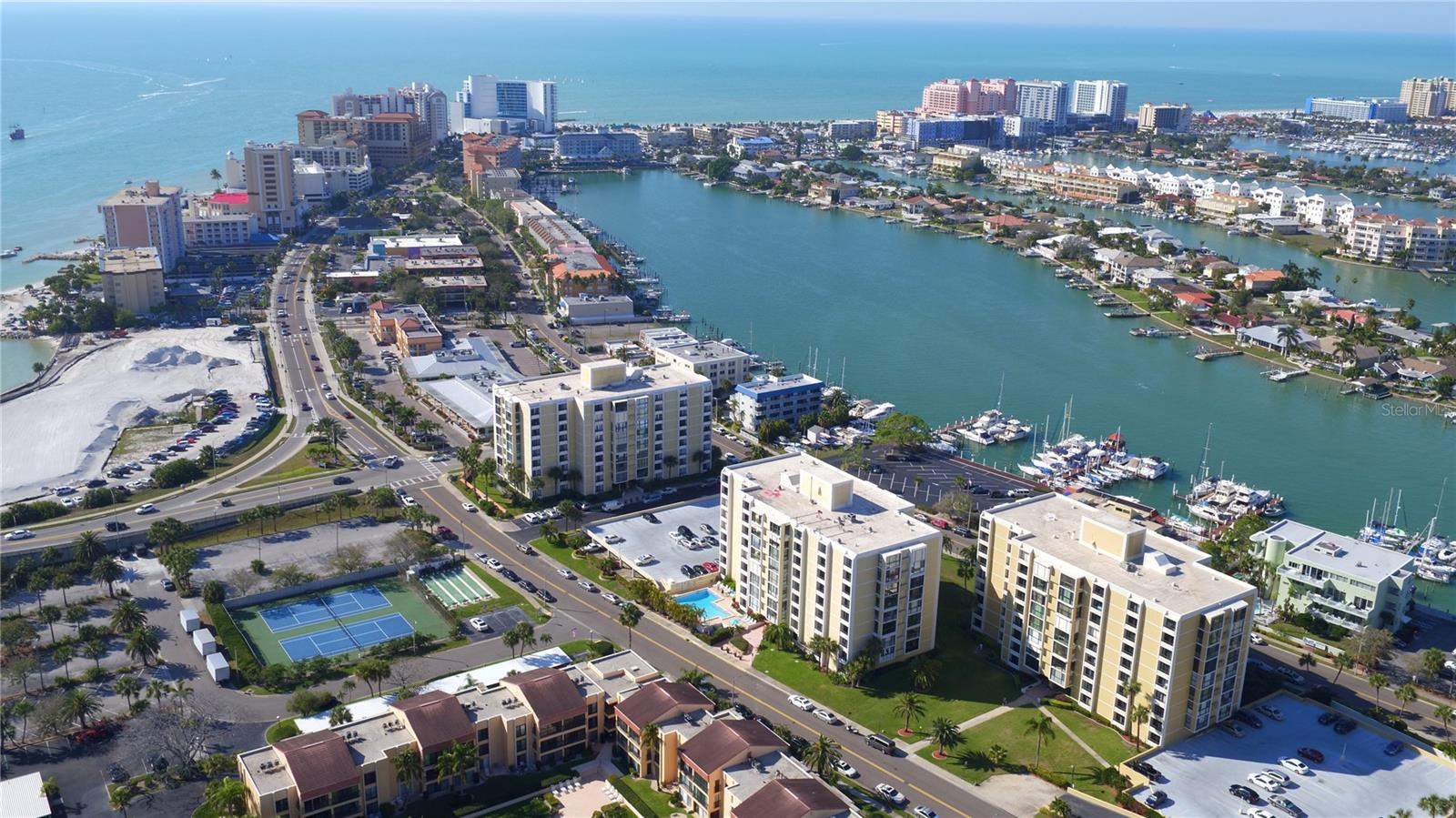 Image 75 of 80 For 865 Gulfview Boulevard 312