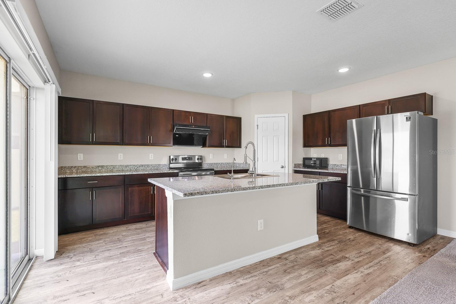 Image 7 of 36 For 12840 French Market Drive