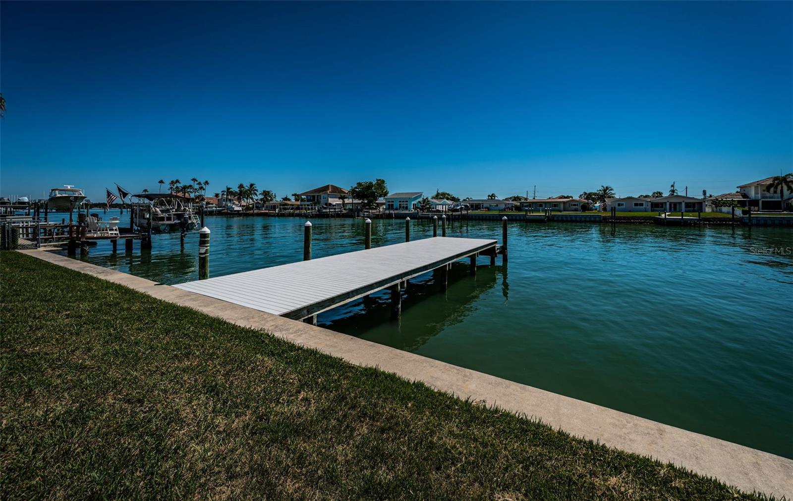 Image 32 of 41 For 755 Capri Boulevard