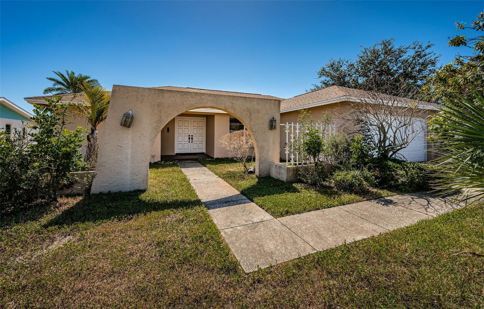 Image 7 of 41 For 755 Capri Boulevard