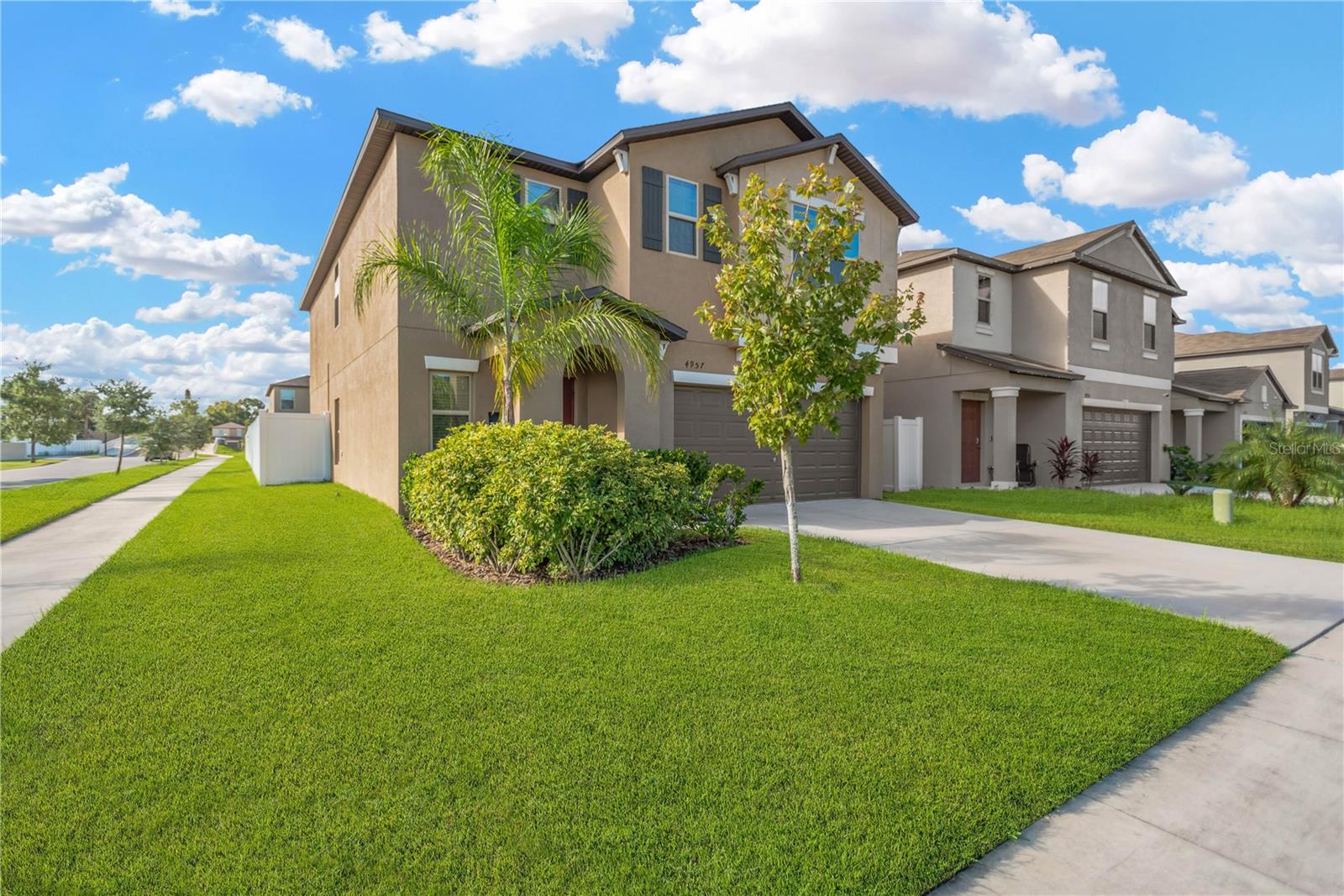 Listing photo id 0 for 4957 Wild Senna Boulevard