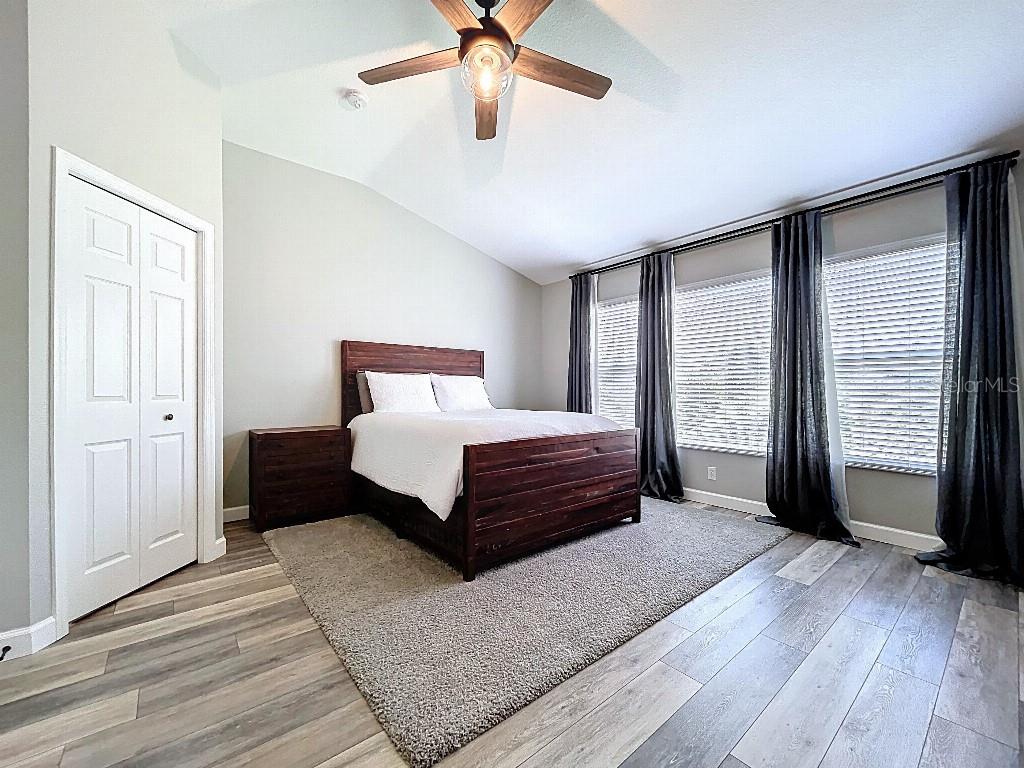 Image 30 of 50 For 4128 Bismarck Palm Drive