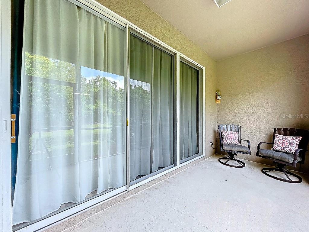 Image 36 of 50 For 4128 Bismarck Palm Drive