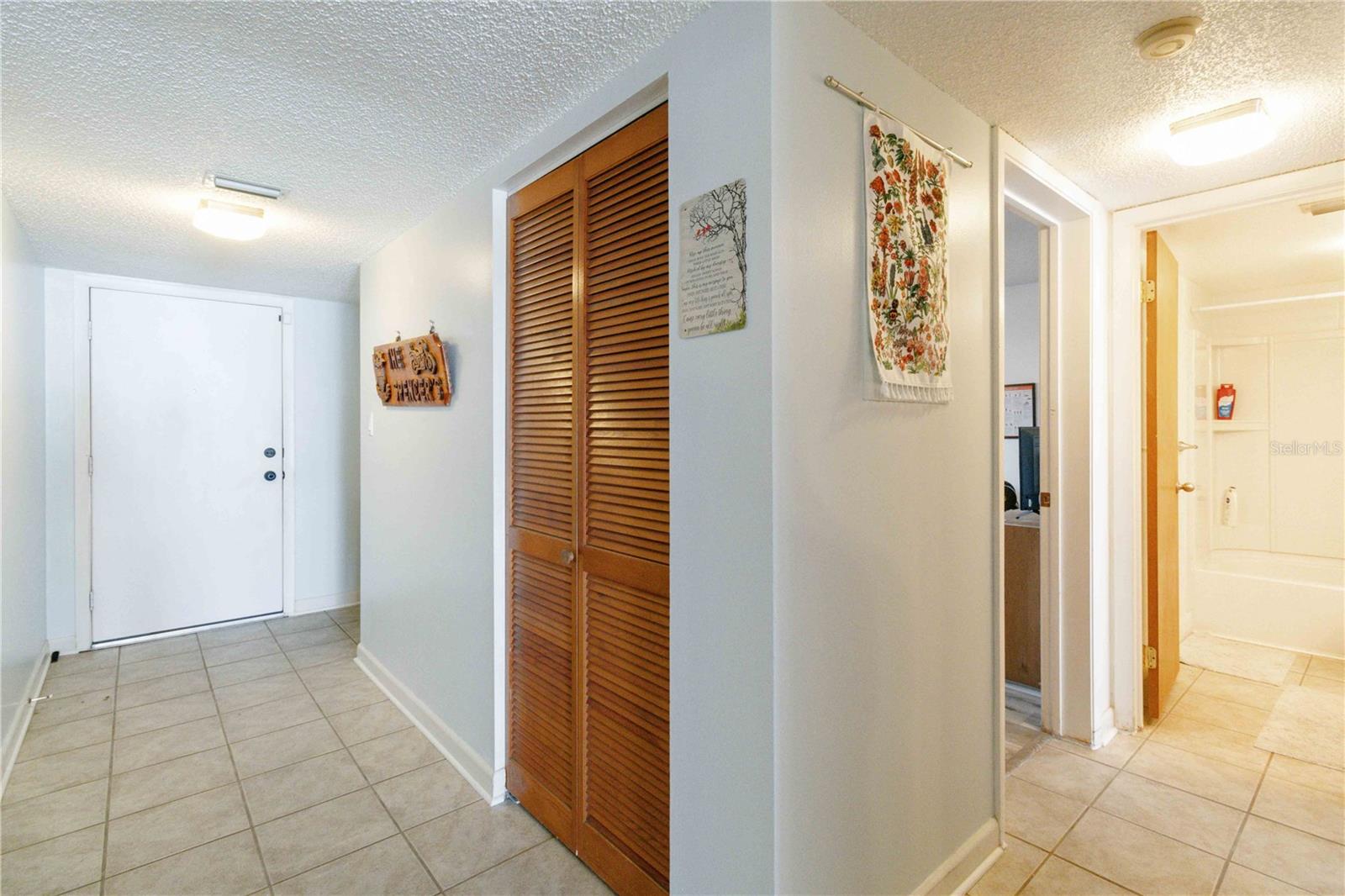 Image 8 of 53 For 200 Sykes Creek Parkway A102