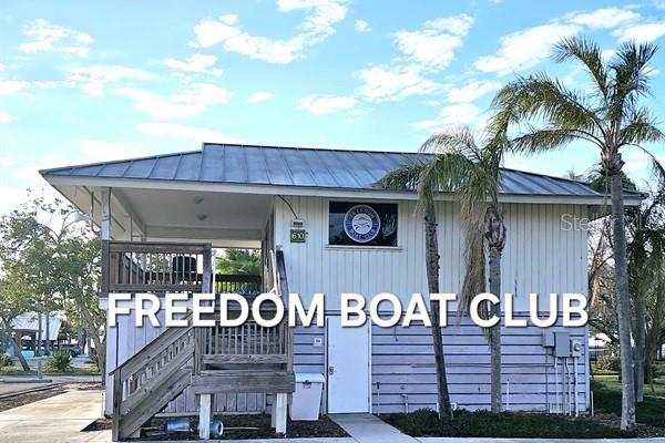 Listing photo id 22 for 611 Destiny Drive 116