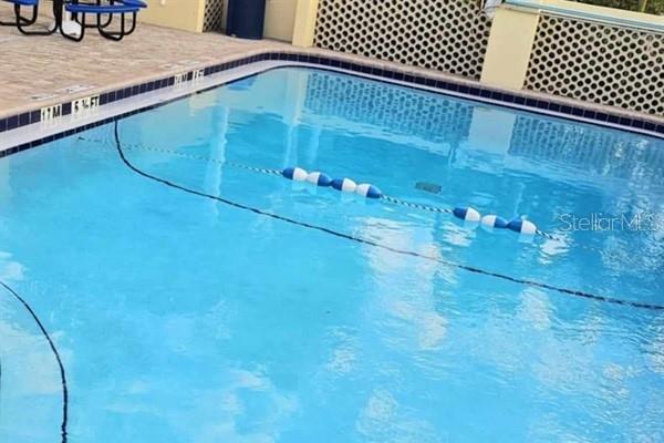 Listing photo id 27 for 611 Destiny Drive 116