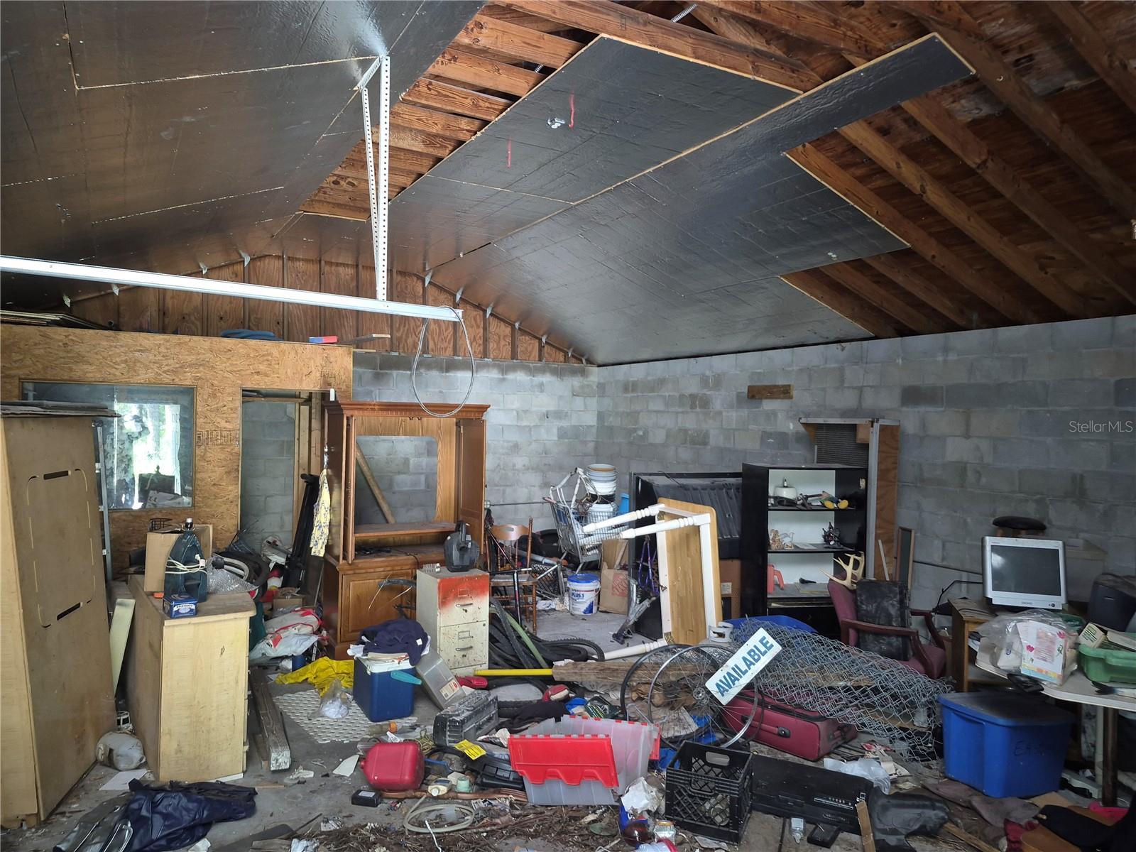 Image 6 of 8 For 15103 Vine Street