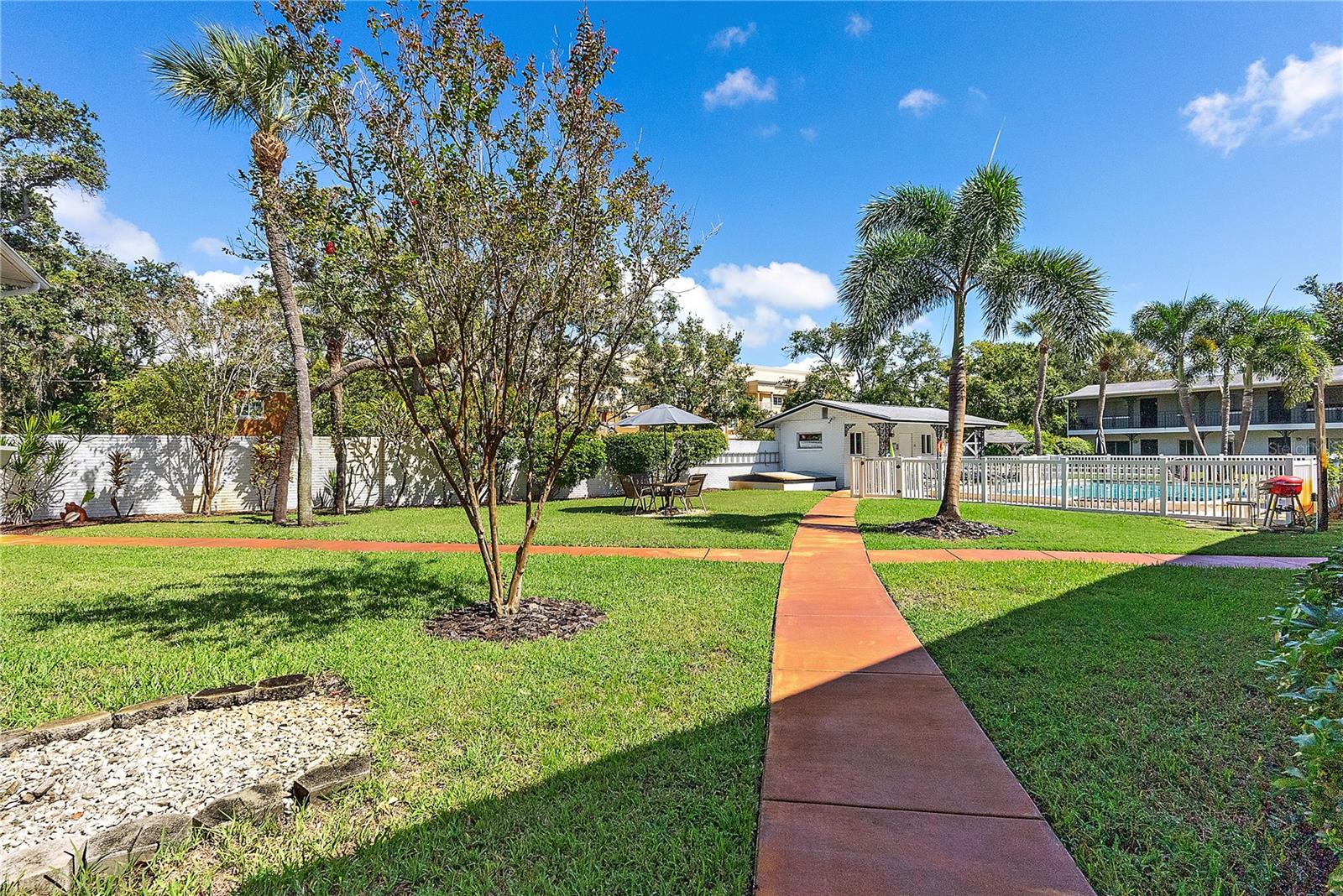 Image 20 of 29 For 6266 1st Avenue S 29