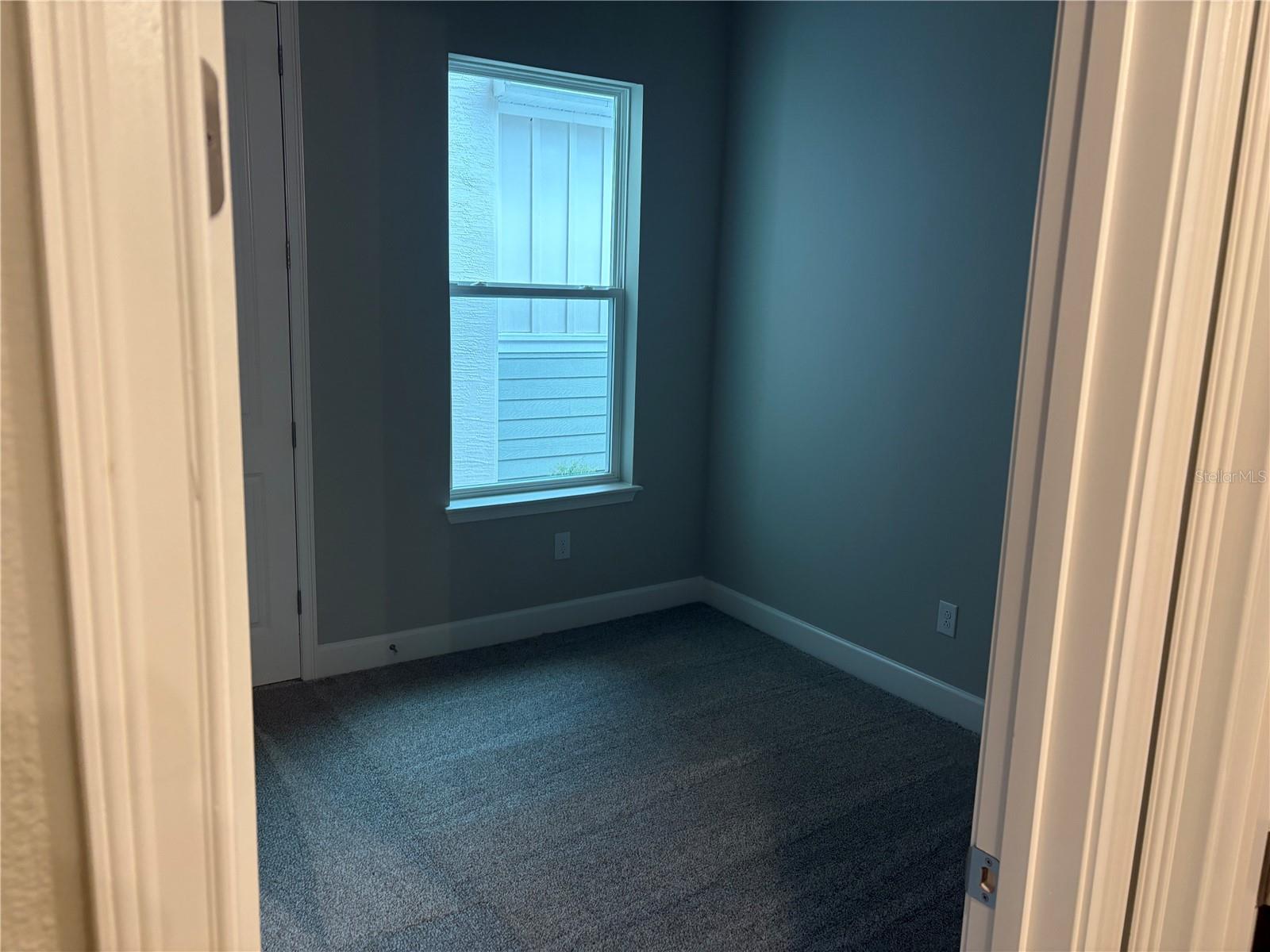 Image 8 of 20 For 6460 Roseberry Court N